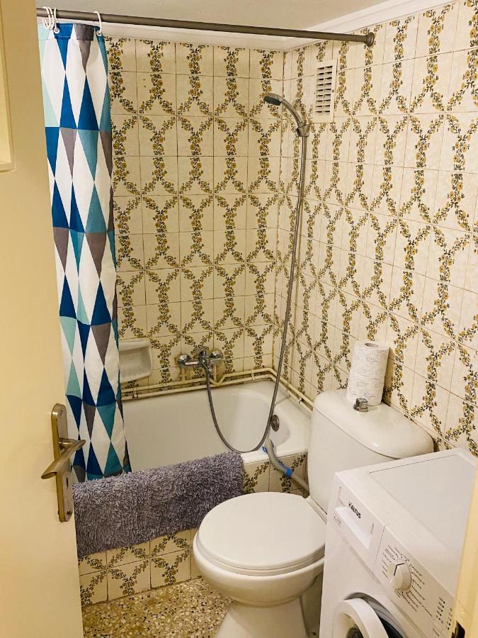 Metaxourgio Spacious Two Bedroom Apartment Atena Exterior foto
